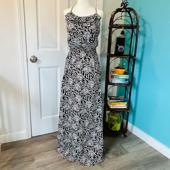 Banana Republic Sleeveless Floral Maxi Dress (size 2) - Picture 2 of 14